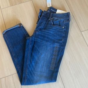 New with tags, American Eagle, Tom girl Jean size to regular